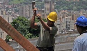 obreros_trabajan_en_la