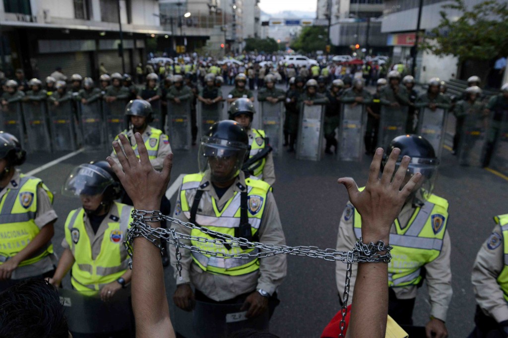 VENEZUELA-STUDENTS-DEMO