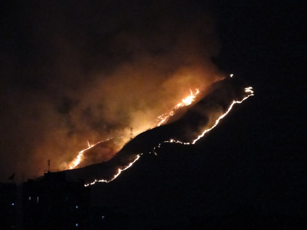 Incendio+en+el+Ávila