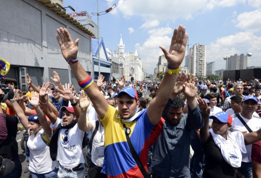 VENEZUELA-ELECTION-CAMPAIGN-DEMO-STUDENTS