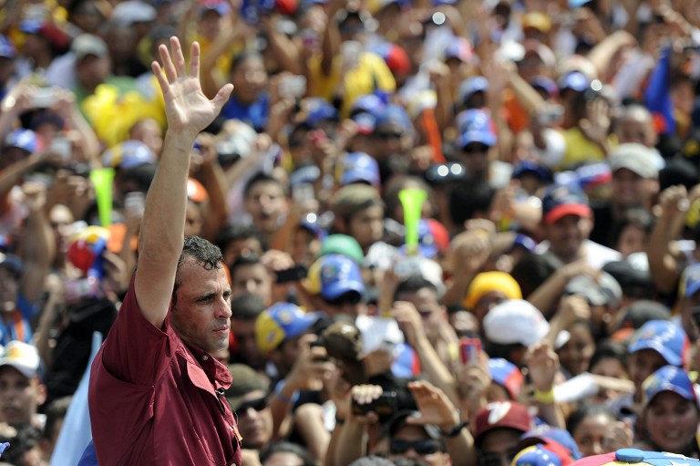 VENEZUELA-ELECTIONS-CAMPAIGN-CAPRILES