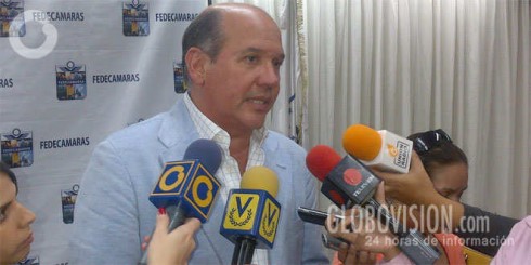 El presidente de Fedecámaras, Jorge Botti, advirtió que "la economía venezolana está en vías de paralización, por falta de inventarios y de insumos" 