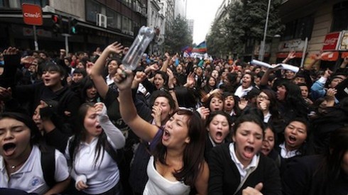 CHILE-ESTUDIANTES-PROTESTAS