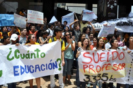 Profesores y estudiantes se han mantenido en las calles en los últimos días