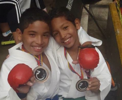 Atletas del Dojo Sensei Leal (Guarenas), Leonardo y Adrián Lobatón, aportaron en el cuadro de medallas en la Copa Shoko Sato