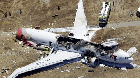 El avión de Asiana se estrelló cuando aterrizaba en San Francisco