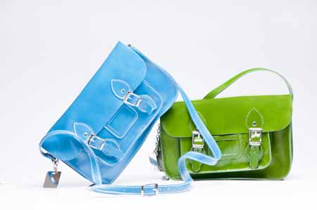 Diseños innovadores y colores alegres destacan en la nueva colección de bolsos y marroquinería de VK BAGS