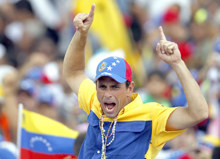 CARAVANA ELECTORAL DE HENRIQUE CAPRILES RADONSKY EN CARACAS