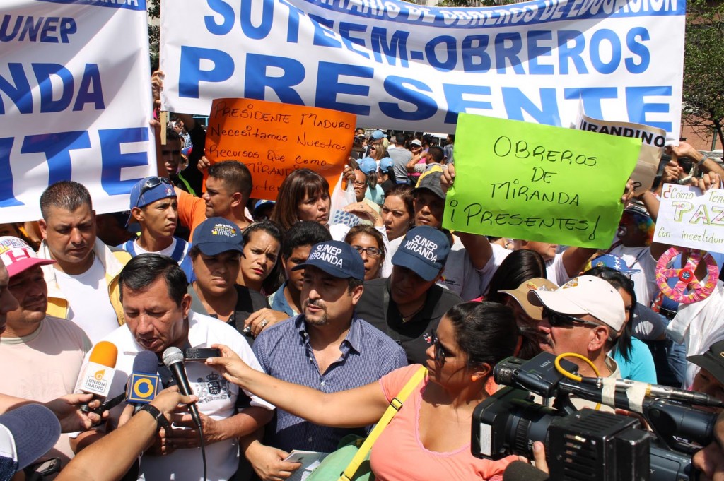 29-10-2013-PROTESTA PRESUPUESTO JUSTO MIRANDA-HG (2)