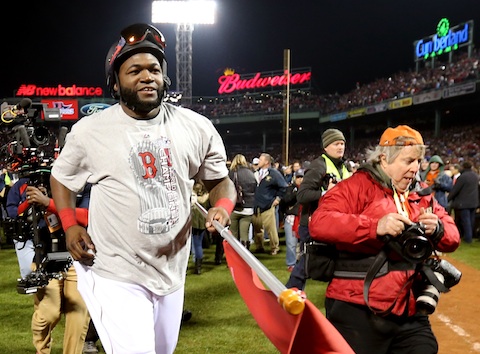 Ortiz recibió el premio al Más Valioso de la Serie Mundial y celebró con su gente / AFP / Rob Carr