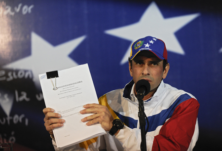 Henrique Capriles pidió a los venezolanos hablar con contundencia en los comicios del 8 de diciembre movilizándose a votar