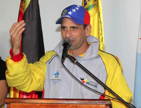 Enrique Capriles Radonski aseveró que la educación, la cultura y el deporte son esenciales para resolver la crisis de seguridad. CORTESIA / LENIN MORALES 