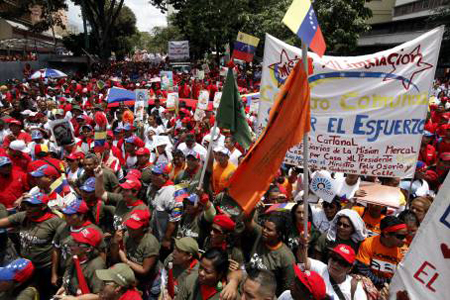 Este domingo integrantes de los organismos agrupados en la Misión Alimentación marcharon en Caracas hasta el Palacio de Miraflores 