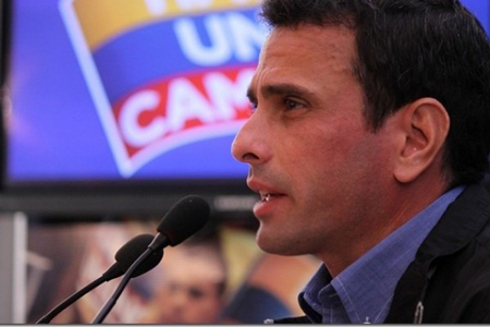 El gobernador del estado Miranda, Henrique Capriles Radonski, hizo referencia al proceso de diálogo convocado por el gobierno nacional 