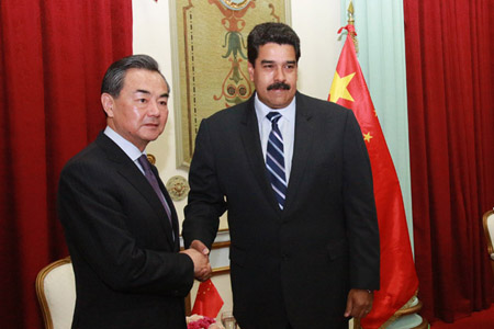 “Hemos tenido una conversación de grandes lecciones de esta historia que está, como dicen, en pleno desarrollo", declaró Maduro luego de culminar el encuentro con Wang Yi PRENSA PRESIDENCIAL