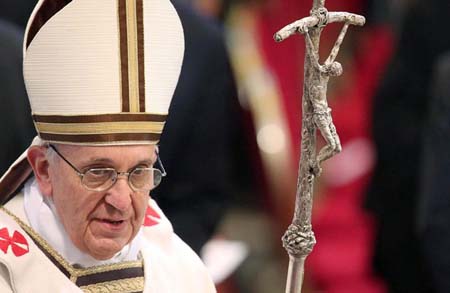 El papa Francisco suspendió ayer a última hora por una “indisposición” su participación en una visita a enfermos del hospital Policlínico Gemelli de Roma. 