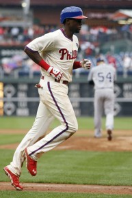 Mayberry le conectó cuadrangular de tres carreras al criollo Álex Torres AP / Matt Slocum 