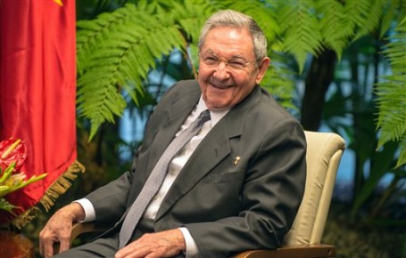 Raul Castro, Nguyen Tan Dung