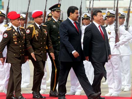 Presidente de la República Popular China, Xi Jinping, llegó ayer a Venezuela y fue recibido por el Jefe de Estado, Niicolás Maduro 