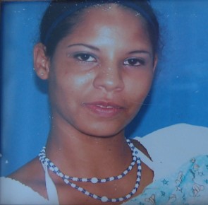 Aileve Betsabeth Acosta (25 años) era muy conocida en la UD-5 de Caricuao... ¿su asesinato quedará impune?