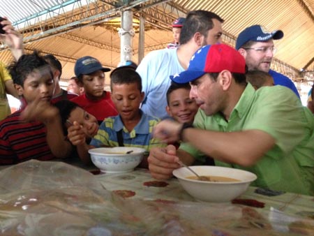 Henrique Capriles: La organización popular es clave para cambiar a Venezuela”