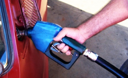  Con el aumento de la gasolina, la inflación podría dispararse al 100% a finales de año, según economista Guerra