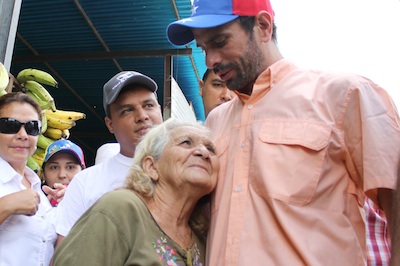 “El cambio hay que construirlo de abajo hacia arriba, con mucho pueblo”, dijo Capriles en Guárico