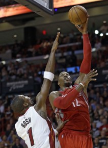 Howard y Harden fueron demasiado para el Heat AP / Alan Díaz