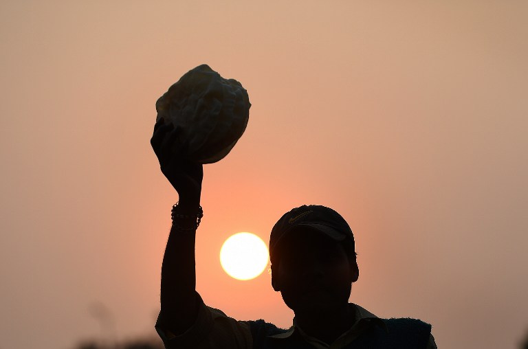 INDIA-NEW YEAR-SUNSET