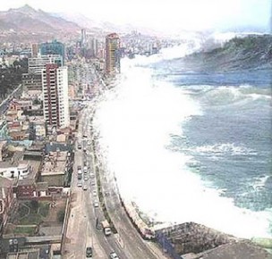 tsunami_tan_alto_como_una_torre_5bd5f1fd68b4f74824fe9e8bb