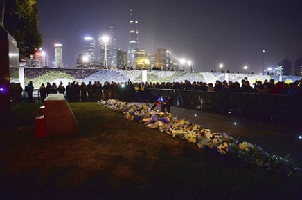 La policía china admitió que subestimó el tamaño de la multitud, tras la estampida ocurrida en la noche de fin de año en Shanghai que dejó 36 muertos y 49 heridos