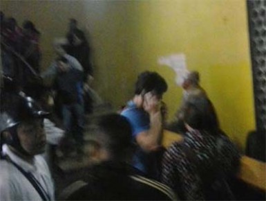 Por falta de cubiertos en el comedor universitario de la UCV solo se sirvieron cambures