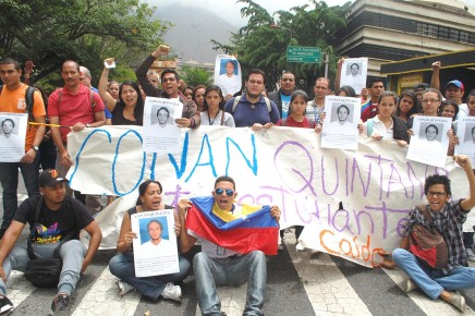 Estudiantes de la Upel protestaron por la muerte de uno de sus compañeros