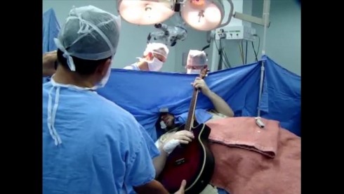 150604211644-cnnee-vo-guitar-surgery-00001426-horizontal-gallery