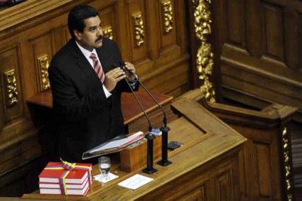 Venezuelan Vice-President Nicolas Maduro delivers a speech at the National Assembly in Caracas on February 28, 2013. AFP PHOTO/Leo RAMIREZ