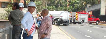 La zona fue acordonada por los Bomberos del estado Miranda Fotos Jaime Manrique