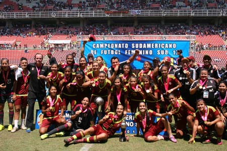  Las venezolanas celebraron este importante logro para el fútbol criollo (Foto cortesía Prensa Sudamericano Sub-17)