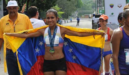 La venezolana Amaya se alzó con el triunfo en femenino