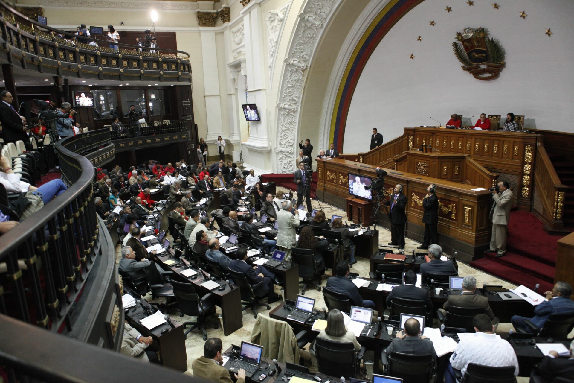 En alguna gaveta de la Asamblea Nacional yace la Ley Desarme