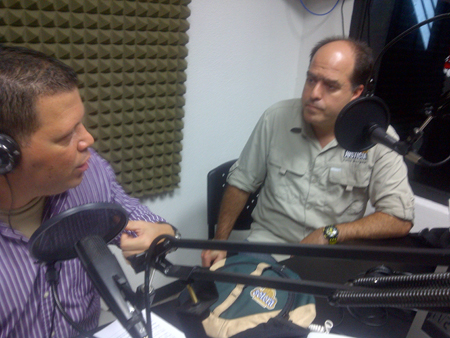 Julio A. Borges, diputado de Primero Justicia a la Asamblea Nacional, entrevistado en Copacabana Stereo por Emilio Materán Bello.
