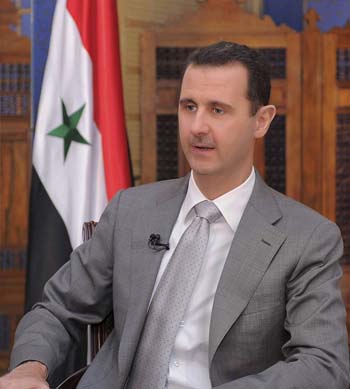 “No soy un fantoche, soy sirio y debo vivir y morir en Siria” dijo Al Asad