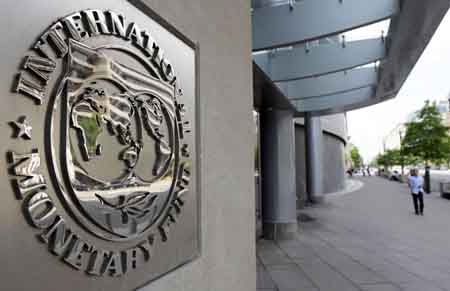 El Fondo Monetario Internacional (FMI) restó tres décimas a sus previsiones de crecimiento de la economía latinoamericana en 2013