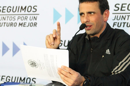 Aseveró Capriles que le tocará al pueblo juzgar a un Gobierno mentiroso, al tiempo que afirmó que "nada es indefinido en la vida".