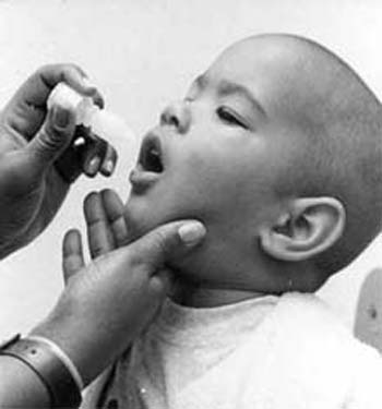 Autoridades hallan polioen las cloacas en Egipto