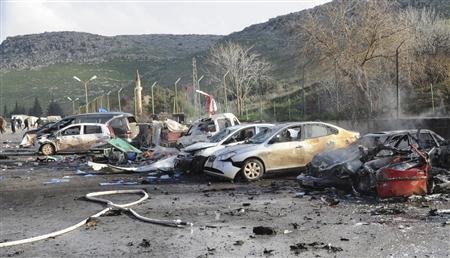 Un auto explotó el lunes en un cruce de la frontera de Turquía con Siria cerca de la localidad turca de Reyhanli