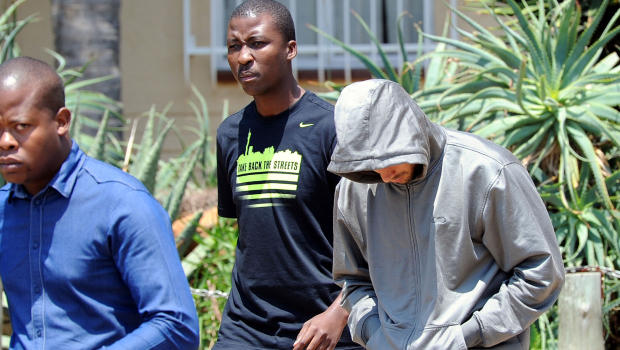 Pistorius fue detenido por la policía tras la muerte de su novia (Foto: AP)
