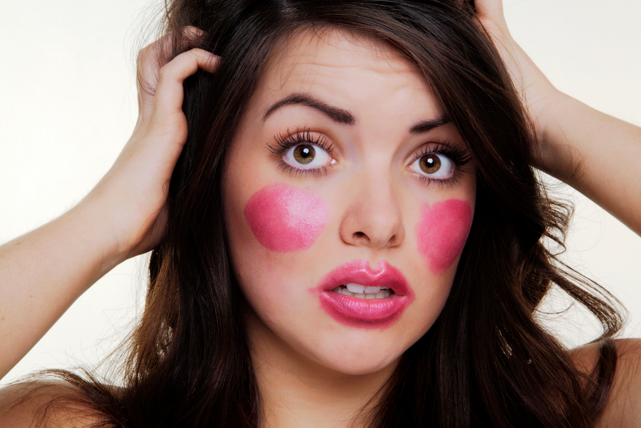Las mujeres actuales pensamos que es posible maquillarse en 5 minutos