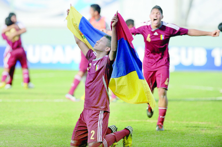 Es el primer podio que logra el fútbol venezolano en unas eliminatorias mundialistas Foto AFP/Julian Álvarez