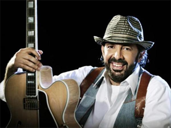 El cantautor dominicano Juan Luis Guerra lanzará el 14 de mayo "Asondeguerra Tour"