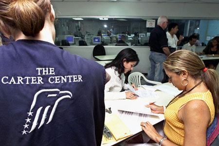 El Centro Carter no desplegó una misión de observación integral, por lo que no puede ofrecer una evaluación exhaustiva de las elecciones presidenciales de abril de 2013 en su conjunto.